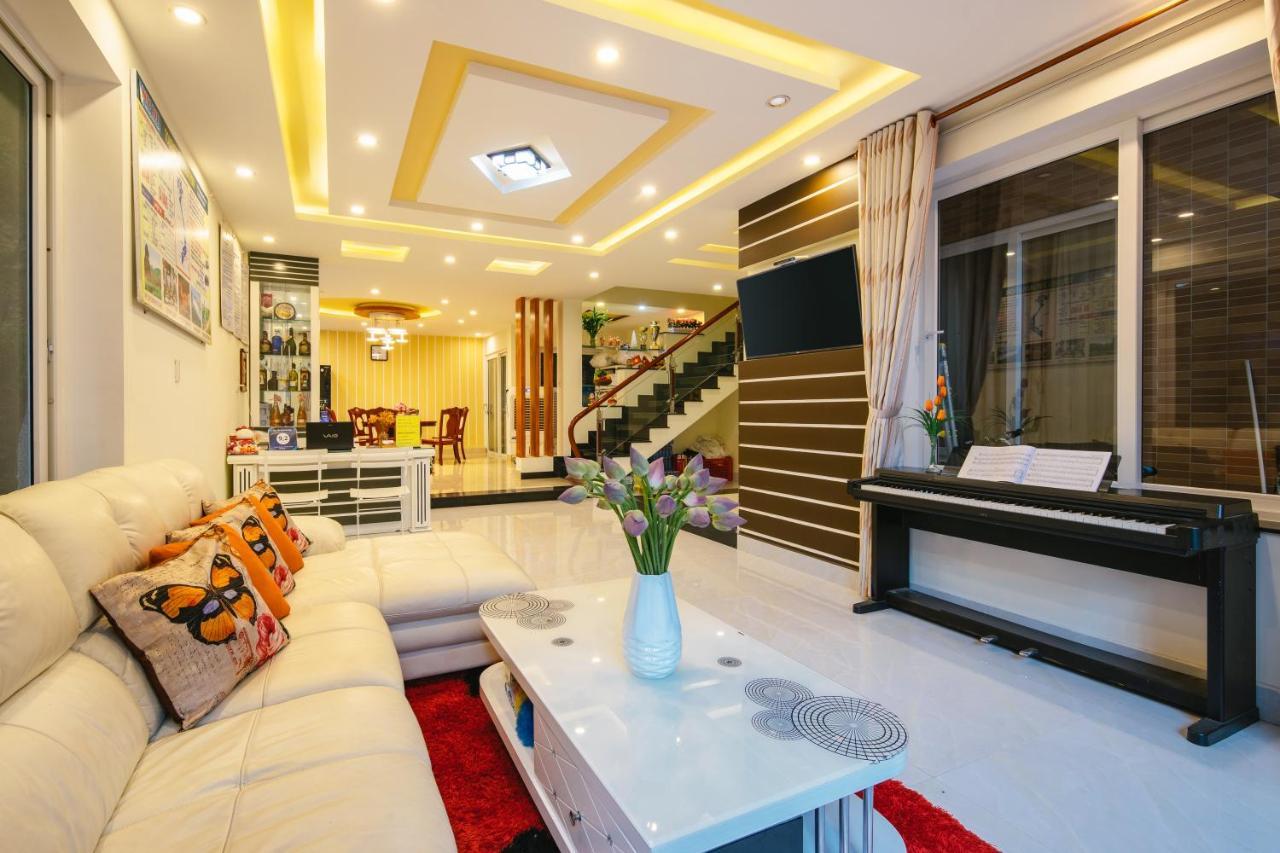 Nu Ni Homestay Хойан Экстерьер фото
